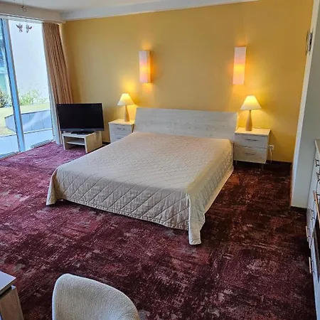 Апарт-отель Viola 3*